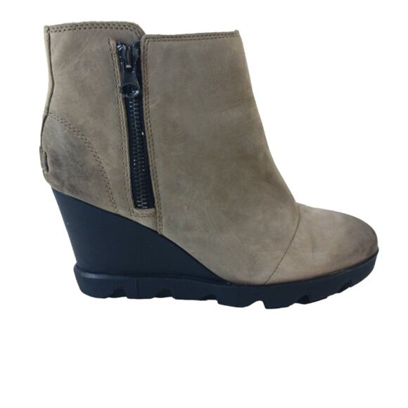 Sorel Joan Uptown Boots GUC $210 size 9.5     FS1925 - Picture 2 of 8